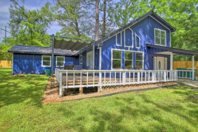 Pet-Friendly Retreat about 2 Mi to Lake Conroe!